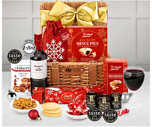 Red Robin Hamper With Red Wine