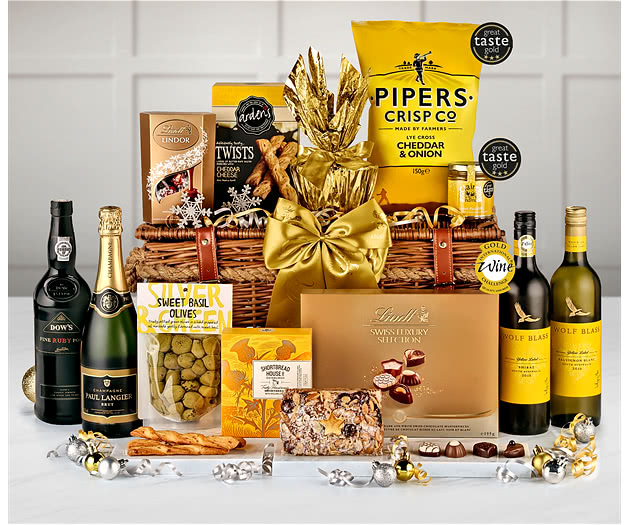 Christmas Classic Hamper With Champagne