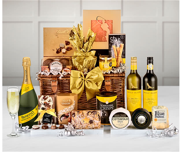 Yuletide Celebration Hamper With Sparkling Prosecco