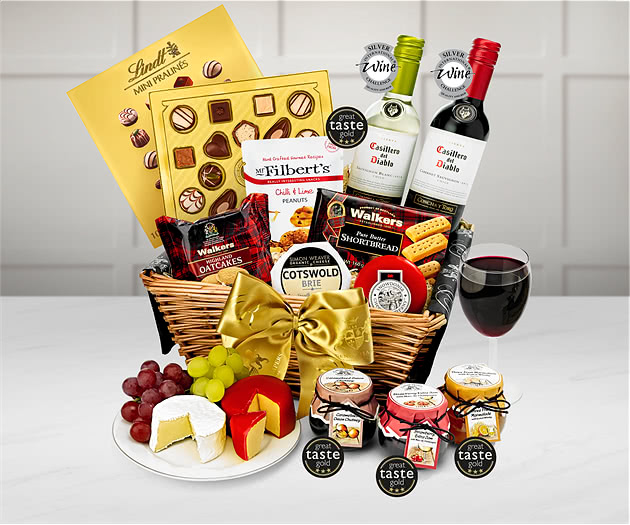 Winter's Eve Hamper With Red & White Wine