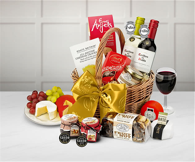 Star Of Wonder Hamper With Red & White Wine